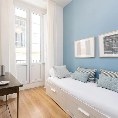 Beautiful In Apartment Malaga